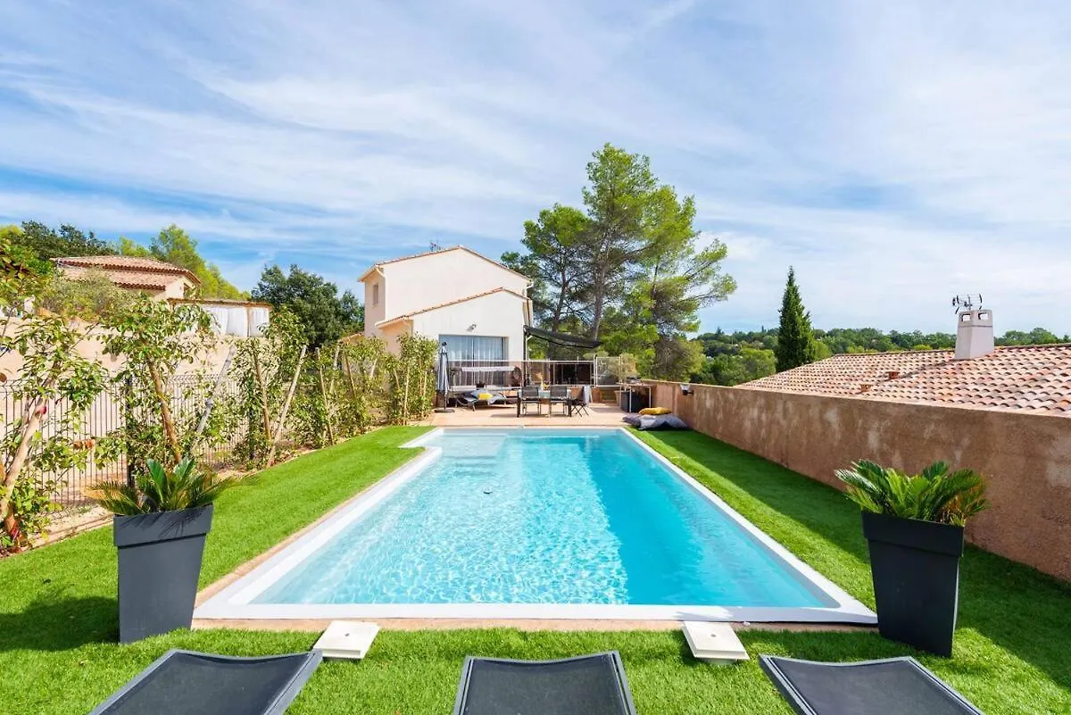 Villa Spacieuse Au Calme Sainte-Anastasie-sur-Issole France